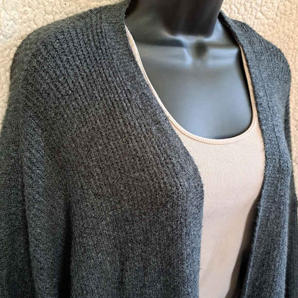 Women's American Eagle Outfitters Open Front Cardigan - Picture 4 of 10
